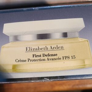 Elizabeth Arden First Defense Face Cream SPF 15 New Sealed NOTE